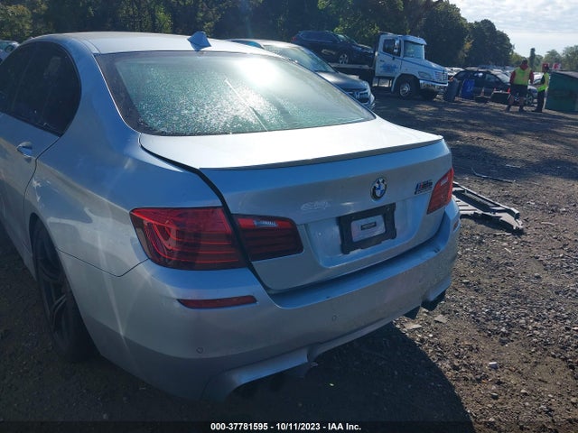 BMW M5 2016 WBSFV9C50GG343683 Image 6