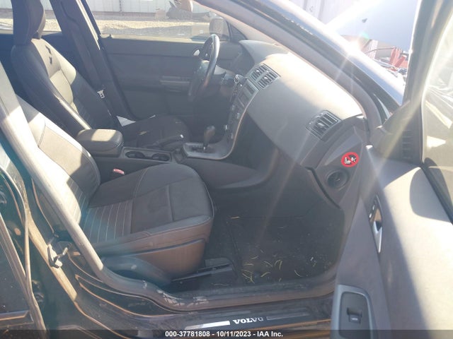2007 VOLVO S40 2.4L VIN: YV1MS382272305639