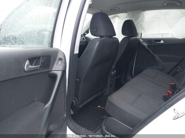 WVGBV7AX6HK044529 Volkswagen TIGUAN