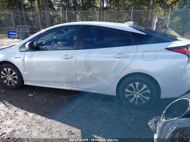 Toyota Prius L 2021 JTDKAMFU0M3129464 Image 14
