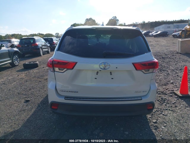 Toyota Highlander Xle/se 2017 5TDJZRFH7HS519244 Image 16