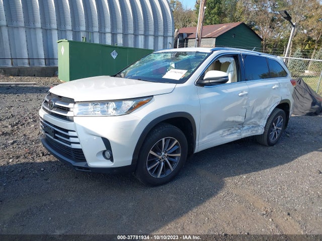 Toyota Highlander Xle/se 2017 5TDJZRFH7HS519244 Image 2