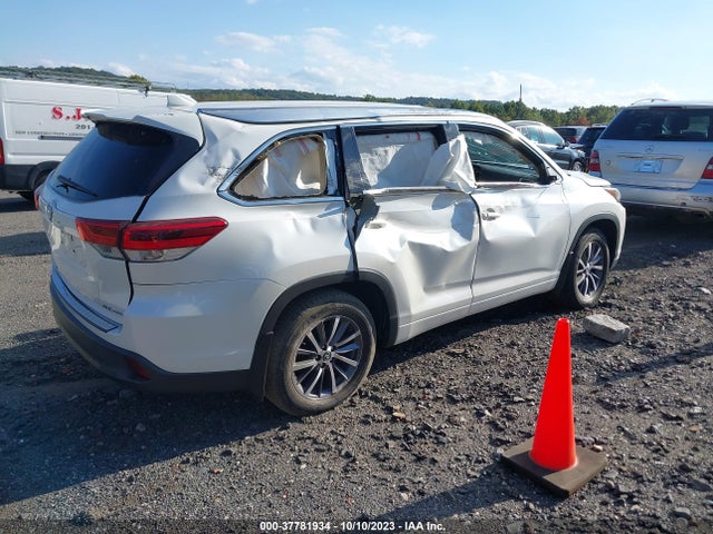 Toyota Highlander Xle/se 2017 5TDJZRFH7HS519244 Image 4