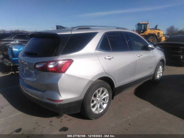 Chevrolet EQUINOX LT 2018 2GNAXJEV5J6140359 Image 4
