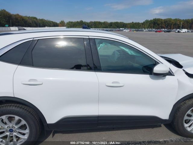 1FMCU0G68LUC49800 Ford ESCAPE SE