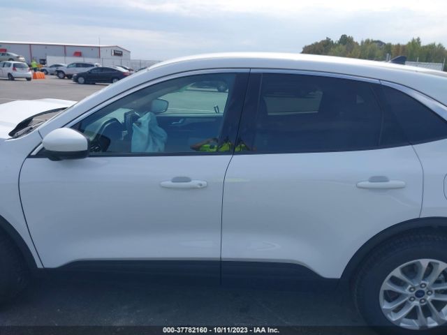1FMCU0G68LUC49800 Ford ESCAPE SE