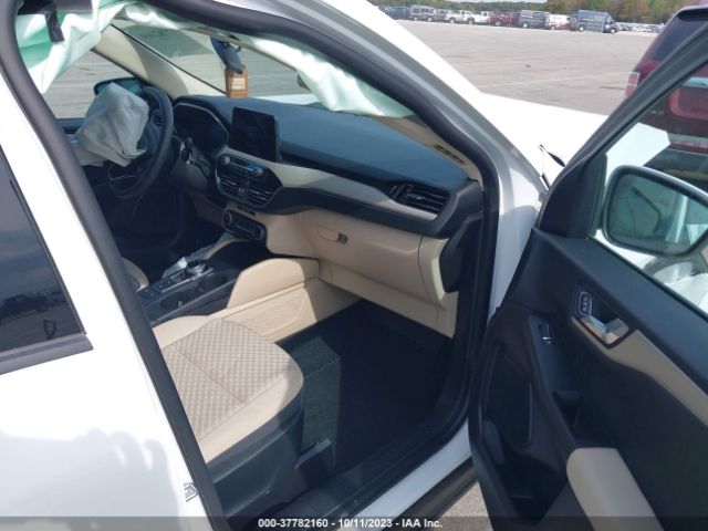 1FMCU0G68LUC49800 Ford ESCAPE SE