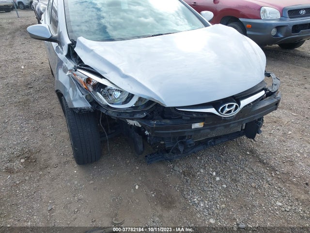 Hyundai ELANTRA SE 2015 5NPDH4AE1FH551996 Image 12