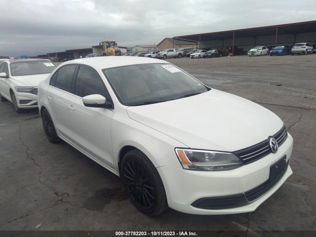 2013 VOLKSWAGEN JETTA SEDAN SE W/CONVENIENCE VIN: 3VWDX7AJ2DM364157