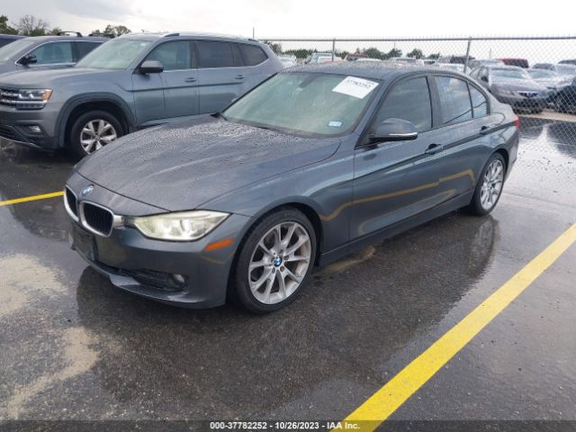 WBA3B1G54ENN90371 BMW 3 Series 320i