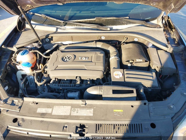 1VWAT7A38FC027335 Volkswagen Passat 1.8t Wolfsburg Ed