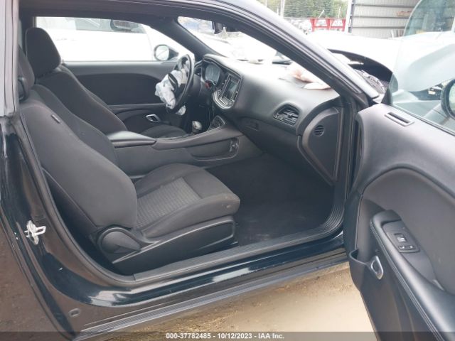 2C3CDZAGXKH687508 Dodge Challenger Sxt