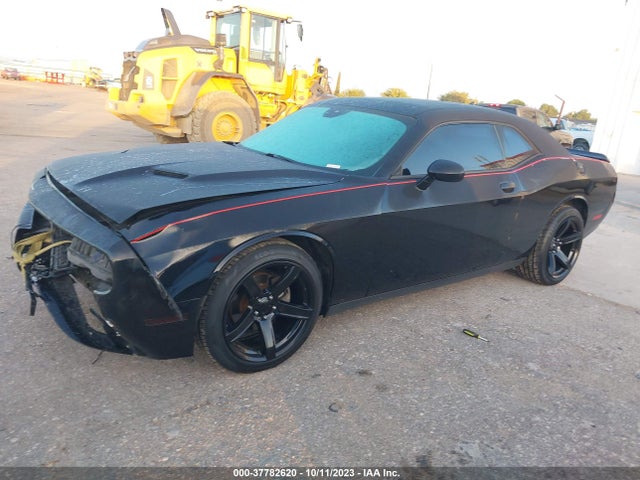 Dodge Challenger Sxt 2015 2C3CDZAG9FH718947 Image 2