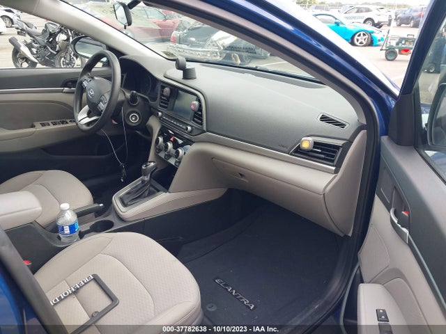 2019 HYUNDAI ELANTRA SEL VIN: 5NPD84LF1KH439828