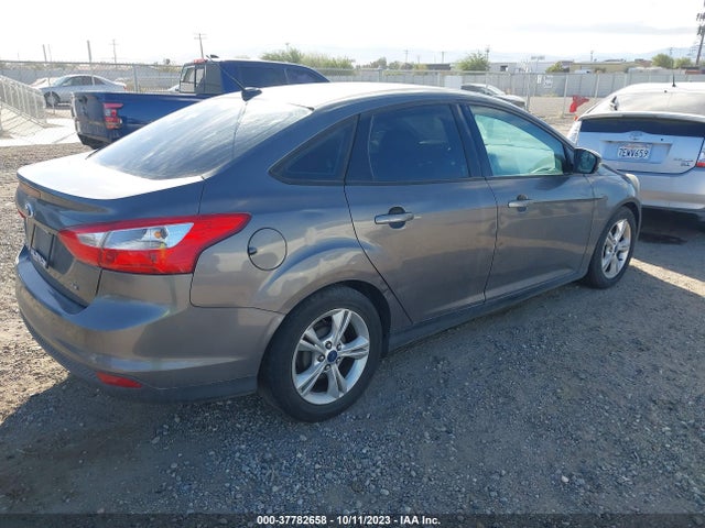 2014 FORD FOCUS SE VIN: 1FADP3F21EL322410