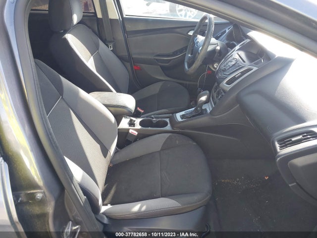 2014 FORD FOCUS SE VIN: 1FADP3F21EL322410