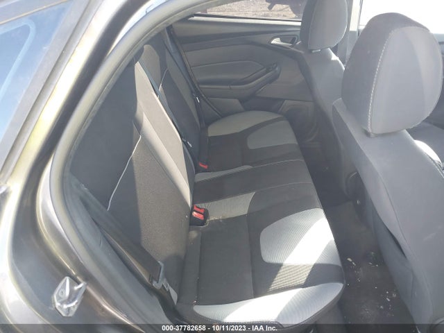 2014 FORD FOCUS SE VIN: 1FADP3F21EL322410