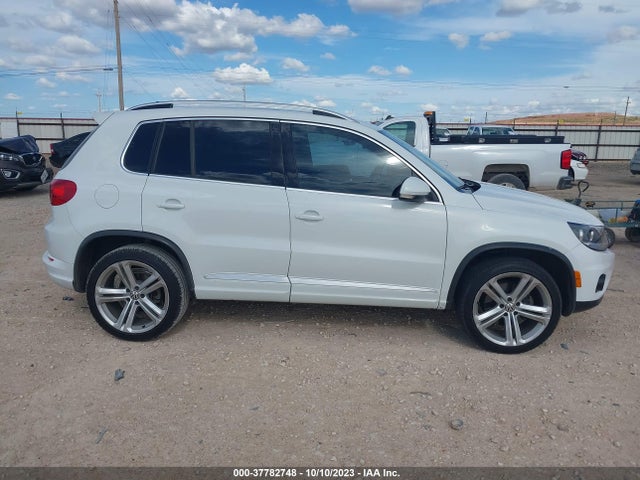 2016 VOLKSWAGEN TIGUAN R-LINE VIN: WVGAV7AX1GW045008