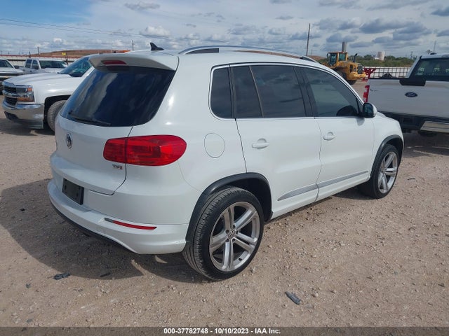2016 VOLKSWAGEN TIGUAN R-LINE VIN: WVGAV7AX1GW045008