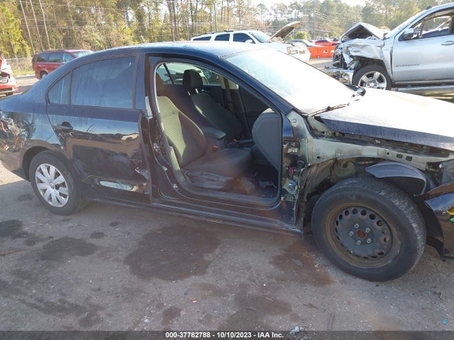 3VW267AJ2GM234393 Volkswagen Jetta Sedan 1.4t S