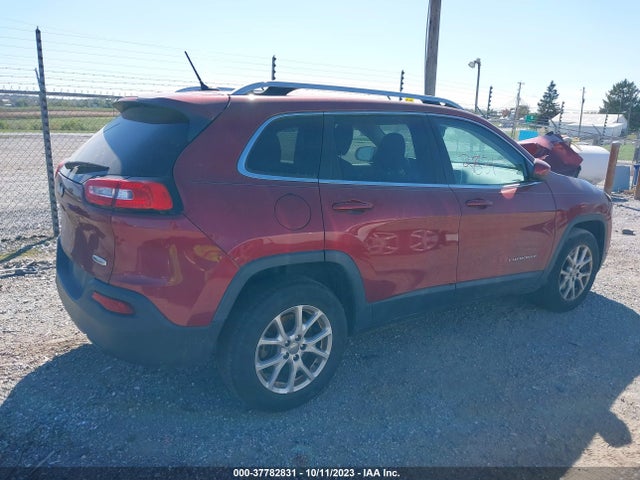 1C4PJMCB9EW156025 Jeep Cherokee Latitude