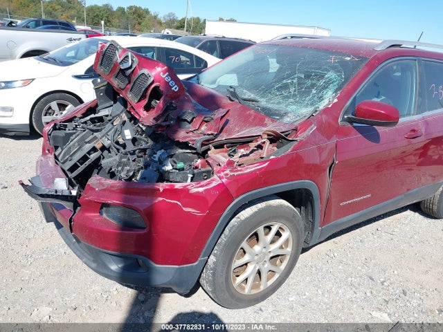 1C4PJMCB9EW156025 Jeep Cherokee Latitude