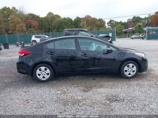3KPFK4A72HE071582 KIA FORTE LX