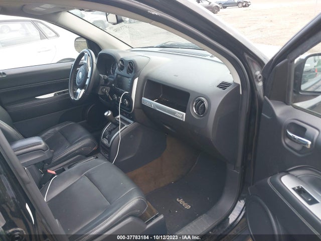 1C4NJDEB9GD639677 Jeep Compass High Altitude Edition
