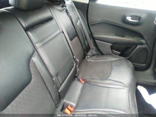 Jeep Compass Latitude 2018 3C4NJCBBXJT469538 Image 8
