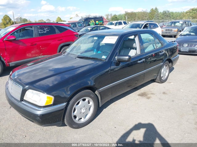 1995 MERCEDES-BENZ C 220 VIN: WDBHA22E4SF258282