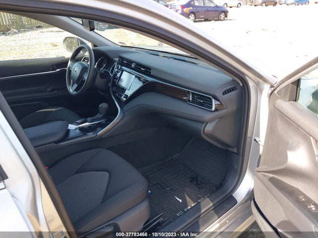 2019 TOYOTA CAMRY LE VIN: 4T1B11HK0KU285291