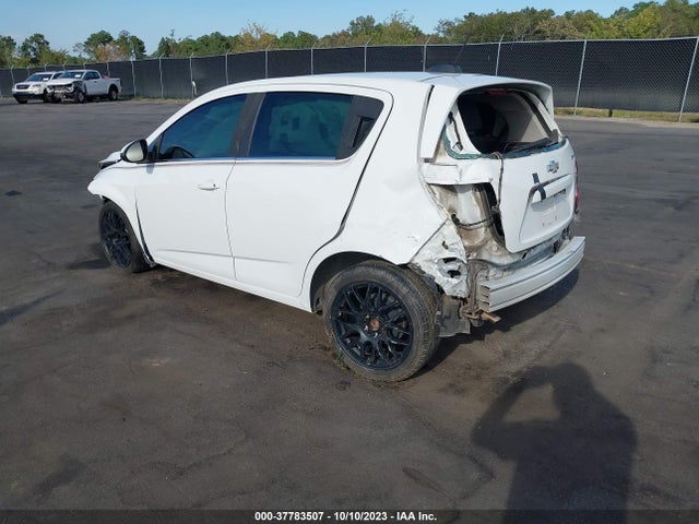 Chevrolet SONIC LT 2015 1G1JC6SH1F4156494 Image 3