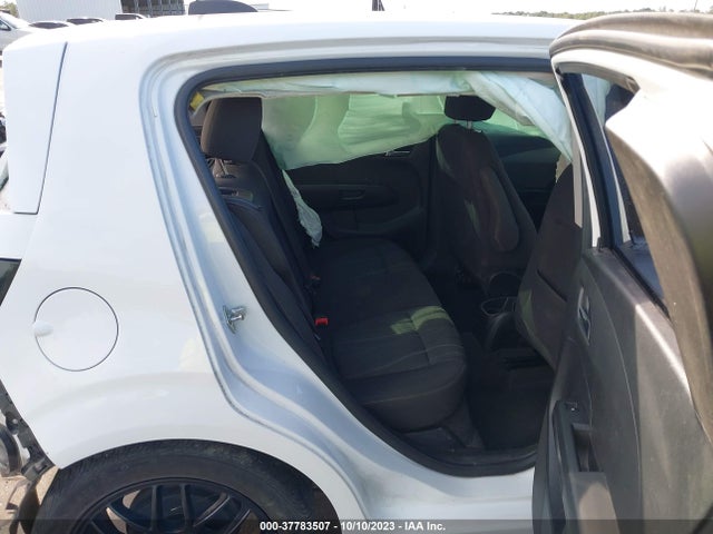 Chevrolet SONIC LT 2015 1G1JC6SH1F4156494 Image 8