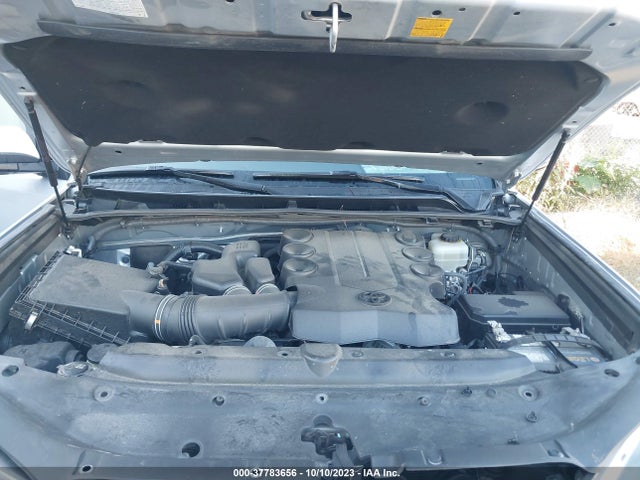 Toyota 4RUNNER SR5 2016 JTEBU5JR2G5329637 Image 10