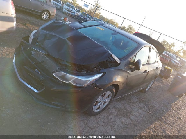 Chevrolet CRUZE LS 2016 1G1BC5SM9G7285465 Image 2