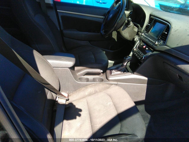 Hyundai Elantra Value Edition 2017 5NPD84LF7HH136139 Image 5