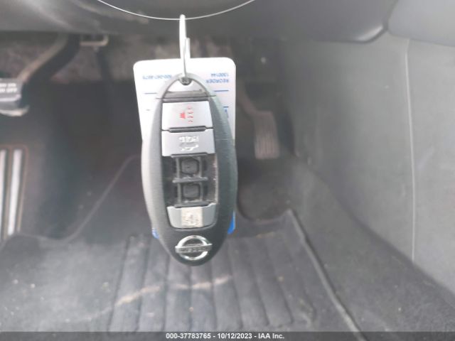 1N4AA6AP3GC392695 Nissan Maxima 3.5 Sv