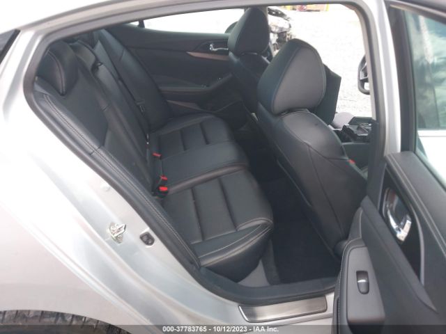 1N4AA6AP3GC392695 Nissan Maxima 3.5 Sv