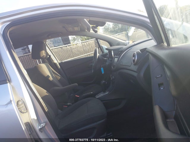 Chevrolet TRAX LS 2016 KL7CJKSB8GB687177 Image 5