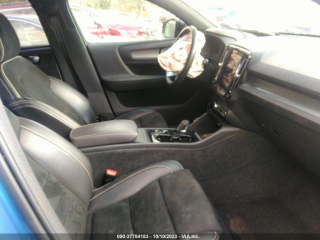 2021 VOLVO XC40 YV4162UM1M2488216 Photo 4