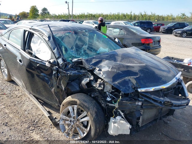 2013 HYUNDAI SONATA GLS PZEV VIN: 5NPEB4AC7DH703877