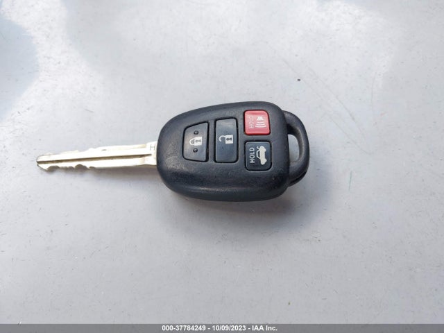 2015 TOYOTA COROLLA S VIN: 2T1BURHE2FC441841