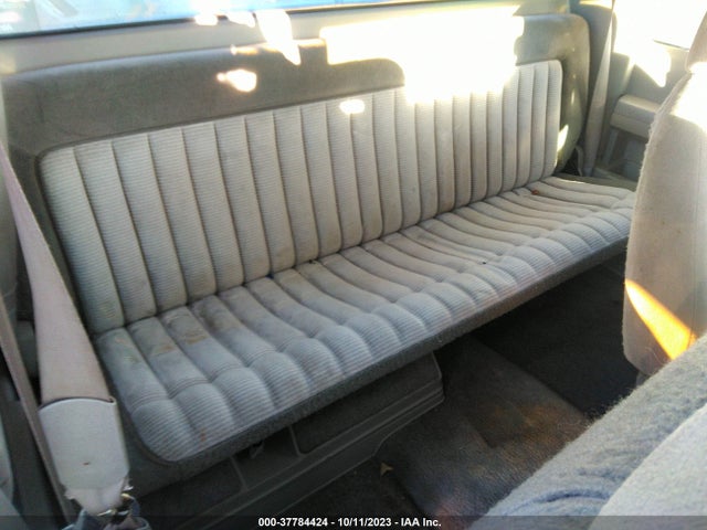 1994 CHEVROLET GMT-400 C1500 VIN: 2GCEC19K8R1163102