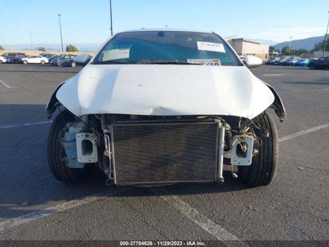 3KPF24AD7KE137783 KIA Forte Lxs