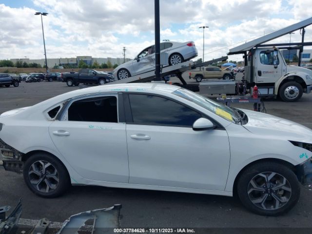 3KPF24AD7KE137783 KIA Forte Lxs