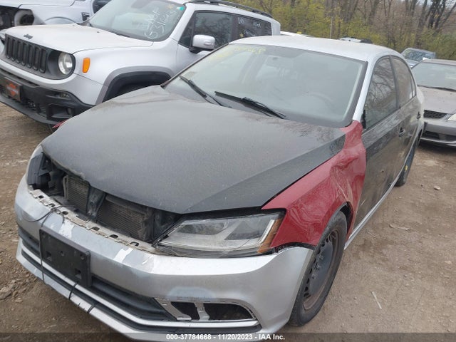 3VWD17AJ9FM257692 Volkswagen Jetta Sedan 1.8t Se