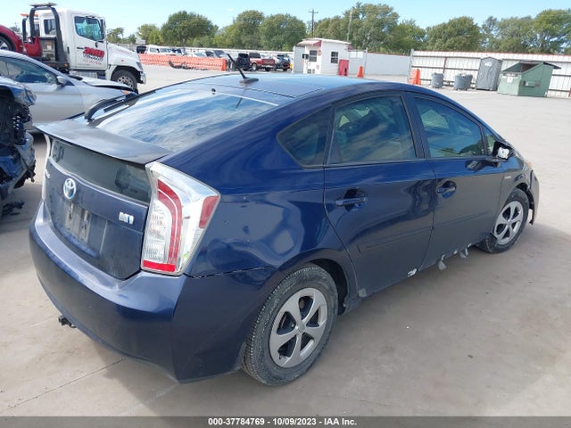 2015 TOYOTA PRIUS THREE VIN: JTDKN3DUXF1908080