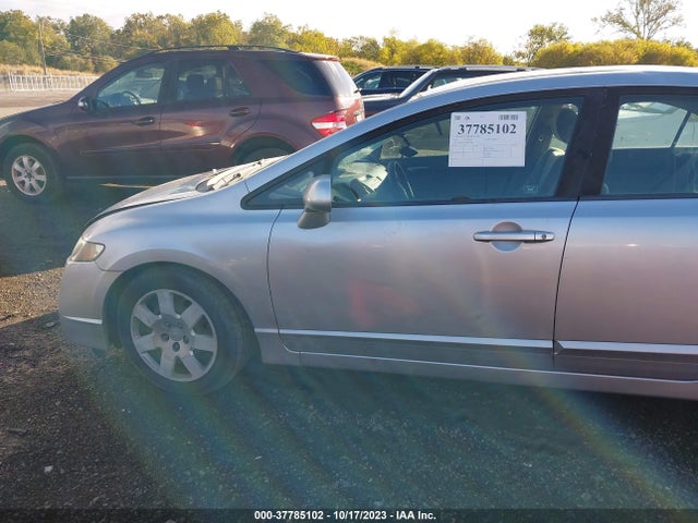 2011 HONDA CIVIC SDN LX VIN: 19XFA1F53BE041488