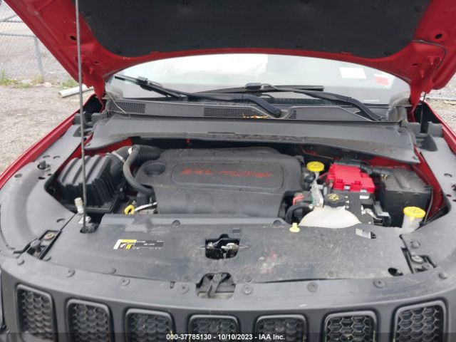 3C4NJDBB1KT640068 Jeep Compass Altitude