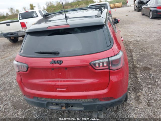3C4NJDBB1KT640068 Jeep Compass Altitude